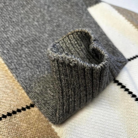 Geoffrey Beene Dad Style Sweater - Picture 4 of 5